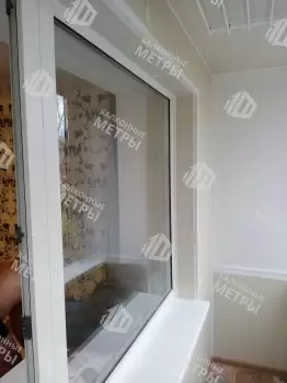 Отделка балкона под ключ с холодным остеклением и выносом остекления Отделка балкона под ключ с холодным остеклением и выносом остекления