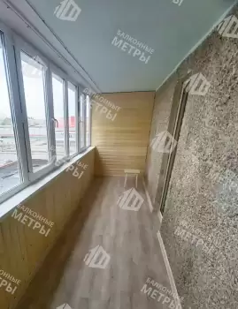 Отделка балкона с утеплением и остеклением Rehau Отделка балкона с утеплением и остеклением Rehau