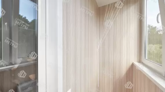 Отделка балкона МДФ с утеплением и остеклением Отделка балкона МДФ с утеплением и остеклением