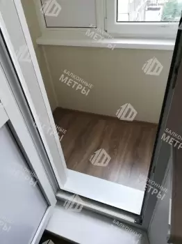 Остекление и отделка эркерной лоджии под ключ Остекление и отделка эркерной лоджии под ключ