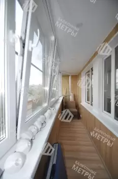 Остекление лоджии окнами с мультифункциональным стеклопакетом и отделка Остекление лоджии окнами с мультифункциональным стеклопакетом и отделка