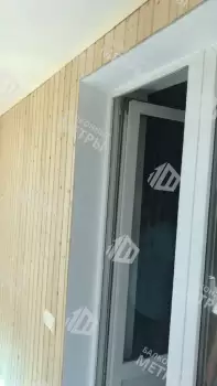 Отделка балкона профилем Rehau Grazio 70 под ключ с утеплением в многоквартирном доме Отделка балкона профилем Rehau Grazio 70 под ключ с утеплением в многоквартирном доме