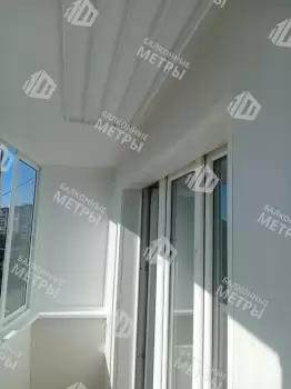 Остекление балкона и отделка стен Остекление балкона и отделка стен