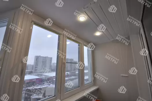 Теплое остекление балкона Сапожок окнами ПВХ Brusbox